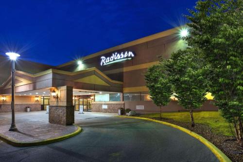 Sudbury Hotel | Radisson Hotel Sudbury