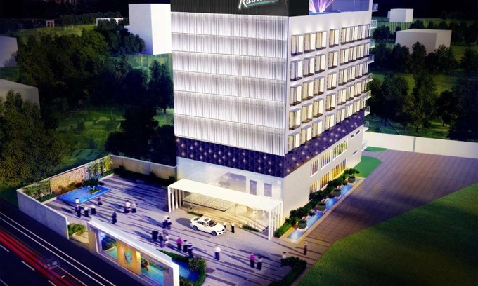 Auli Hotel | Radisson Lucknow City Center