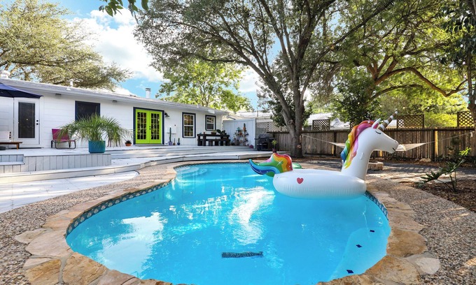 Terrell Heights House | Rainbow Casa