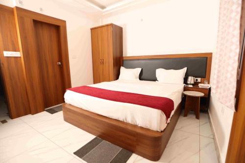 Faizabad Hotel | Rama Grand Palace