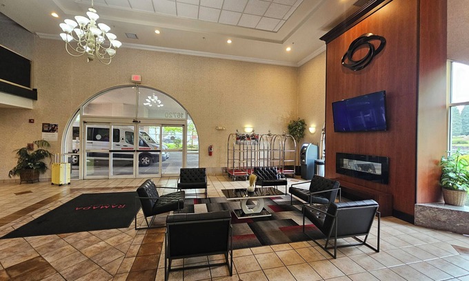 SeaTac Hotel | Ramada by Wyndham SeaTac Airport