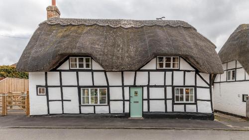 Ramsbury House | Ramsbury Cottage
