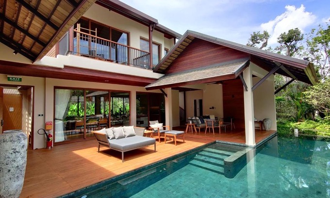 Wat Ket Villa | Rarin Villas