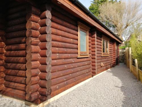 Ravenglass Ski Chalet | Ravenglass Log Cabin