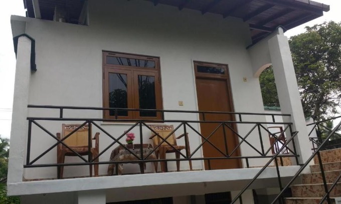 Habaraduwa Apartment | Ravi holiday house