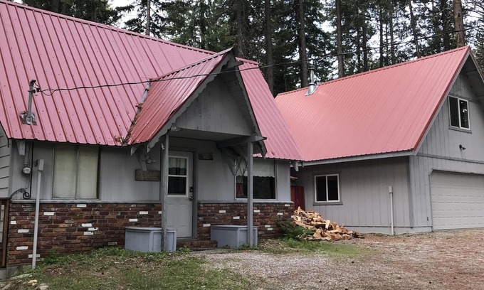 Leavenworth House | Real Mountain Cabin with access to Fish Lake