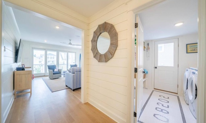 Avalon House | Recently Built, Well Maintained Home with a Pool