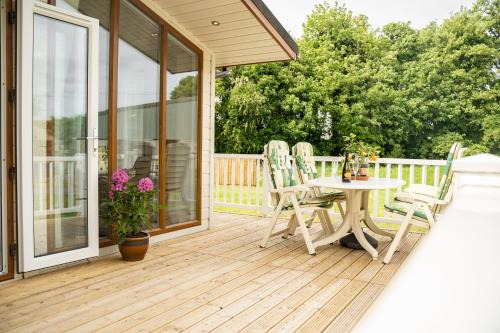Chester House | Recently updated lodge near Chester city centre - For up to 6