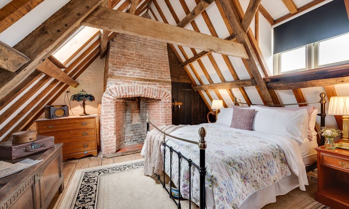 Colkirk House | Reclaim Cottage - Two Bedroom House, Sleeps 4
