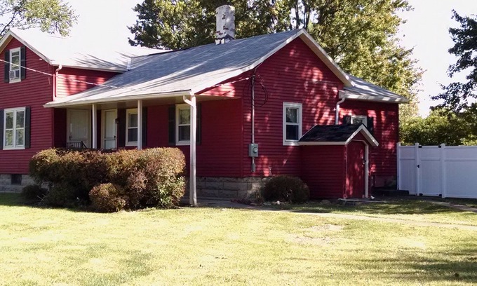 Elyria House | Red Barn Dairy Farm - a serene stay