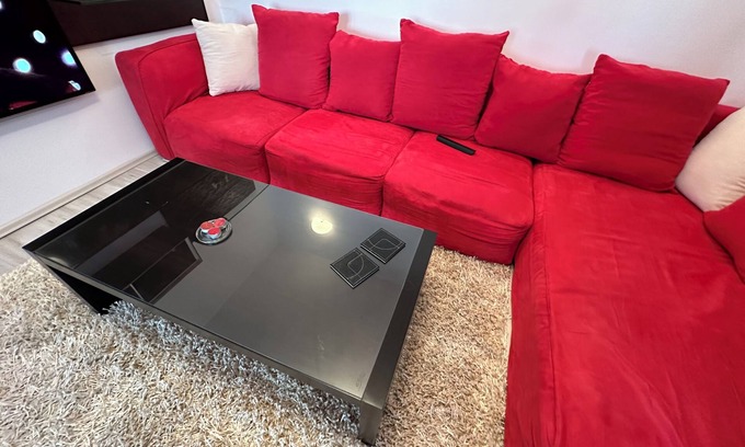 Bucharest Apartment | RED Flat 2BR With Luxurious King Bed & Hot Tub