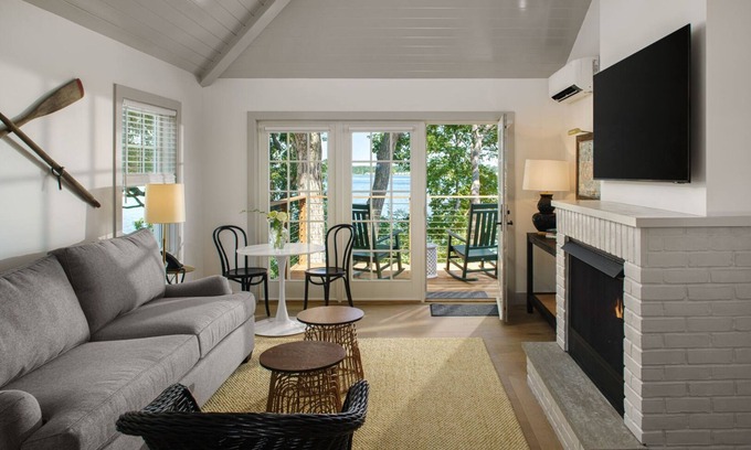 Shelter Island Heights House | Red Oak Cottage | The Pridwin Hotel and Cottages