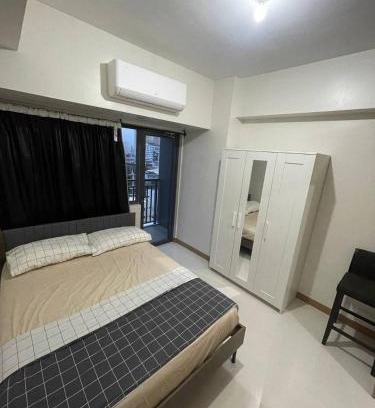 Legazpi Village Apartment | Red Residences Chino Roces Makati