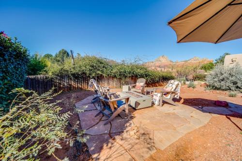 West Sedona House | Red Rock Mtn View and Fire Pit Central Sedona Home!