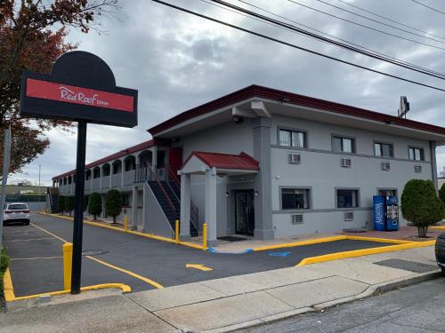 Copiague Hotel | Red Roof Inn Copiague