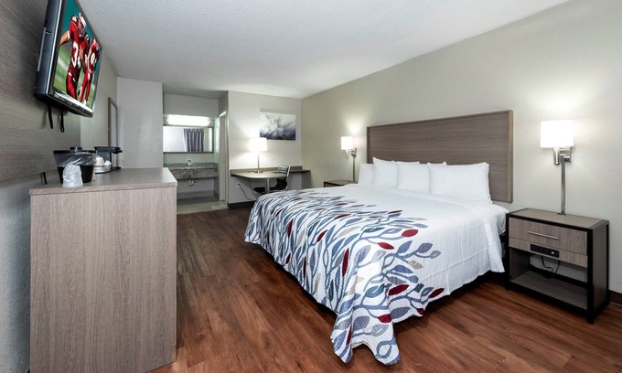Petersburg Hotel | Red Roof Inn Petersburg - Fort Lee