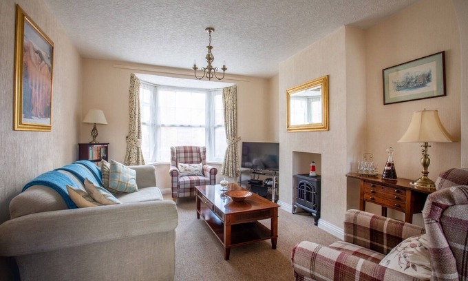 Sidmouth Cottage | 'Red Rose Cottage, in beautiful Sidmouth, East Devon'