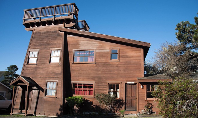 Mendocino Apartment | Redwood Tower with WiFi in charming Mendocino