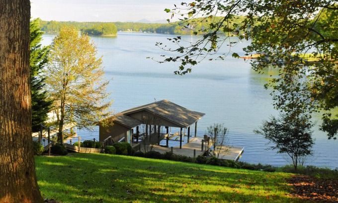 North Shore House | Reel NIce View - Sunset views, Dog-Friendly, Deep Water