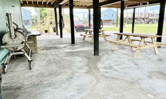 Grand Isle House | Reel Relax`n - Beach Access - Island Realty