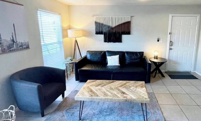 Parker Lane Apartment | ReEnergize South Central 5 mi from downtown VA