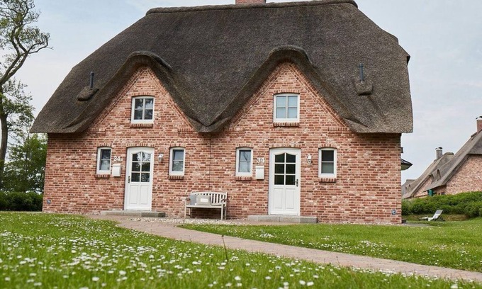 Tating Cottage | Reetdachhaus Beach House 2 - Reetdachhaus Beachhouse 2