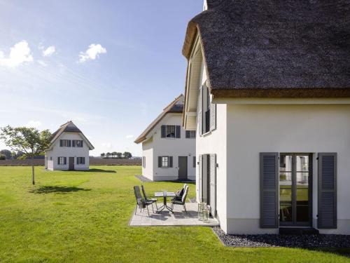 Kreptitz House | Reetland am Meer - Superior Reetdachvilla mit 2 Schlafzimmern E12