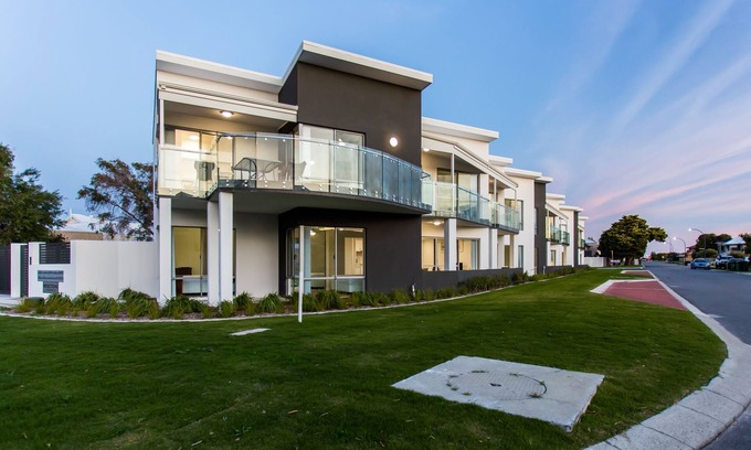 Rockingham Apartment | Reflections by Rockingham Apartments