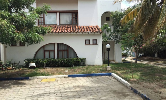 Pozos Colorados House | Refugio de playa con acceso privado en Santa Marta. Sector Pozos Colorados 3 hab