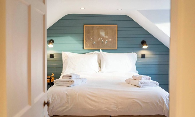 Broughty Ferry Apartment | Regal Residence - A Trendsetter's Apartment