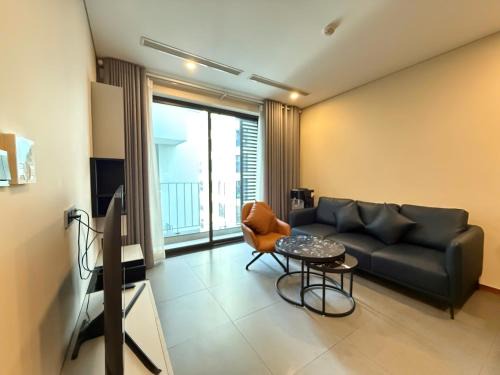 Mang Yang Apartment | Regal Residences Tay Ho