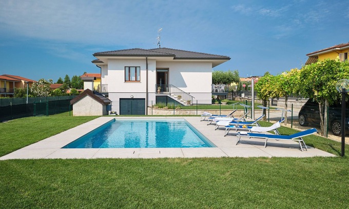 Colà Di Lazise Villa | Regarda - "Villa Harmony", private pool and garden