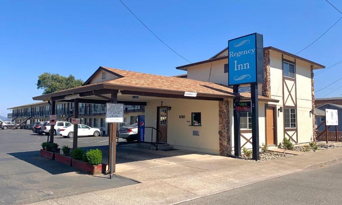 Lakeport Hotel | Regency Inn Lakeport