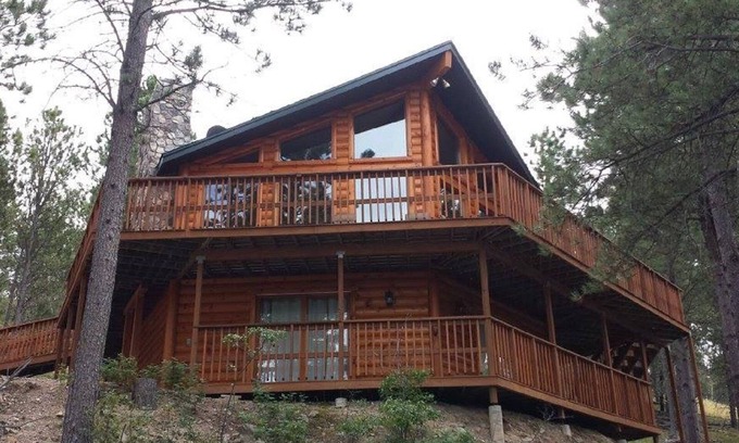 Rapid City House | Reinerheim Secluded Cabin Close to ATV trails!