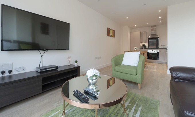 Chelmsford House | Reinforced service apartment