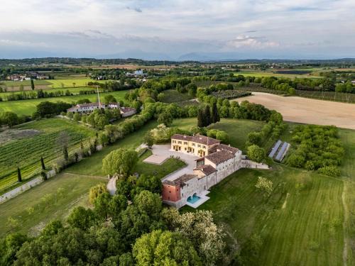 Volta Mantovana Hotel | Relais Corte Baruzzo