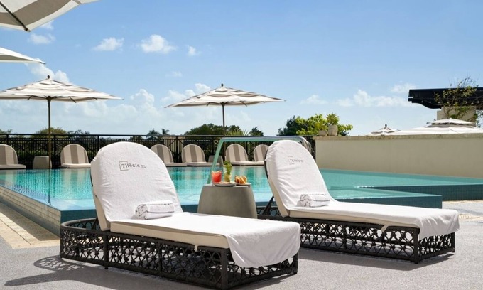 Coral Gables House | Relax and Recharge! Rooftop Pool, Pets Allowed! Close to University of Miami!