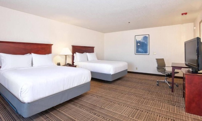 Santa Maria House | Relax and Unwind! 2 Family-friendly Units! Free Parking and Pool Access Awaits!