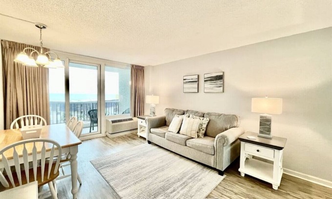 Long Bay Extension Condo | Relax and unwind in our spacious oceanfront condo sleeps 4 indoor/outdoor pools hot tubs 508