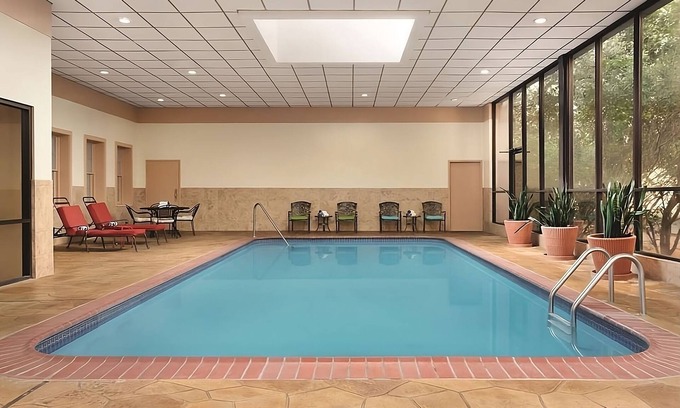 Fort Worth Hotel | Relax and Unwind! Pool, Free Parking, Near Modern Art Museum of Fort Worth