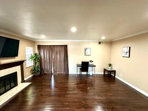 Santa Clara Villa | Relax at 4Bedrooms retreat nearby Apple