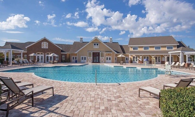 Williamsburg Condo | Relax in Style: 4BR Condo w/Balcony @ Wyndham GG