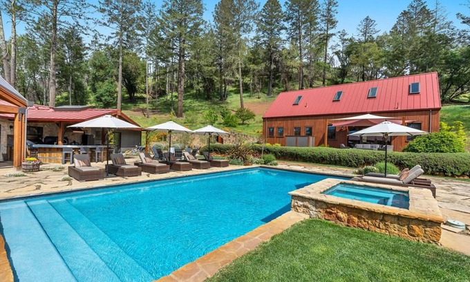 Santa Rosa House | Relax in the most beautiful, secluded setting Sonoma County has to offer