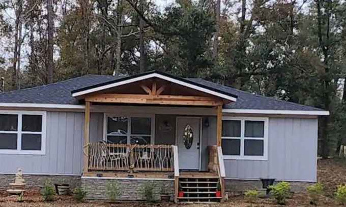 Foley House | Relax near the Gulf! 3-Bedroom Home near Gulf Shores Beach 24 min