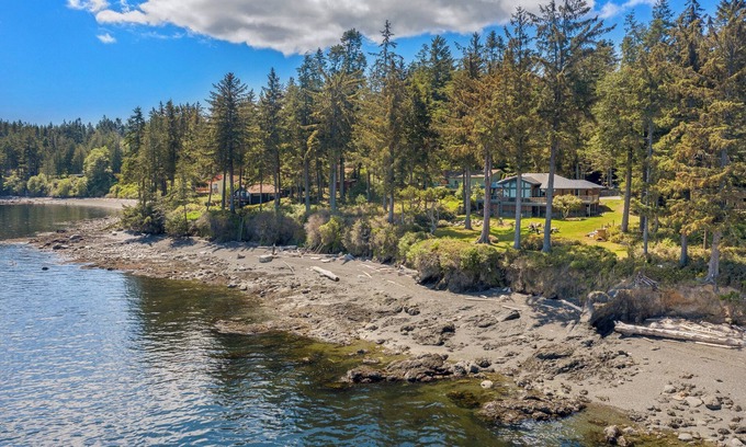 Friday Harbor House | Relax & Restore | Oceanfront Escape with Sauna & Endless Views