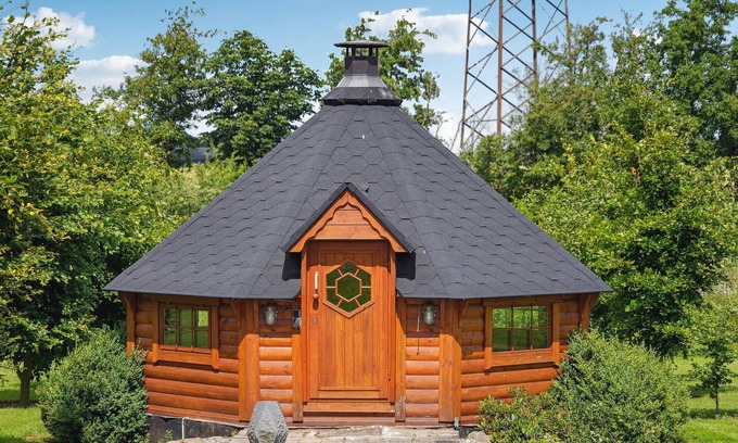 Kolt Hasselager House | Relax to the fullest in this spacious vacation home with indoor pool.