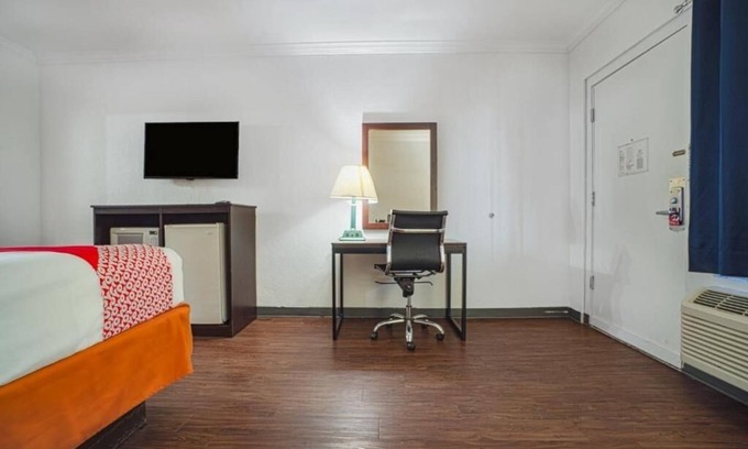 Kingsville Hotel | Relax With A Unit Near Naval Air Station Featuring Pets Welcome Access