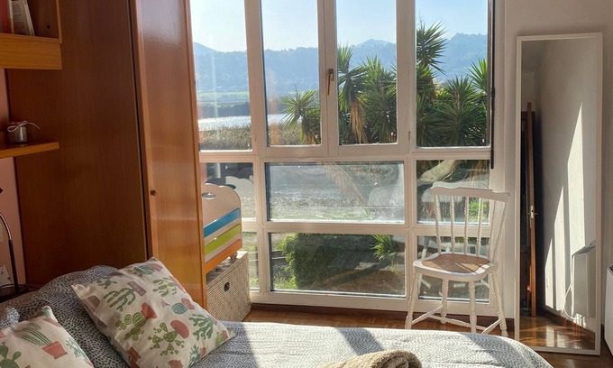Ribadesella Condo | Relaxation and views overlooking the Sella River