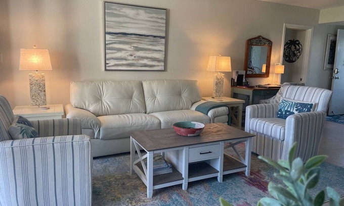 Fort Pierce Condo | Relaxed Beach Retreat- 2 King Bedrooms @ Ocean Village