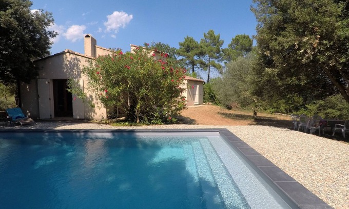 Saint-Julien-de-Peyrolas House | Relaxing vacation in the south of France